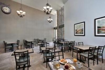 фото отеля BEST WESTERN PLUS Shore Cliff Lodge