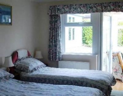 фото отеля Grovewood Bed & Breakfast Constantine Falmouth