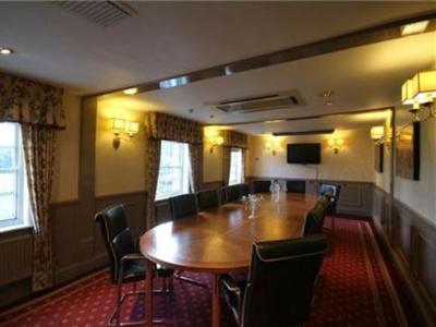 фото отеля Two Brewers Hotel Kings Langley