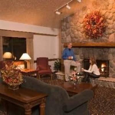 фото отеля AmericInn Traverse City