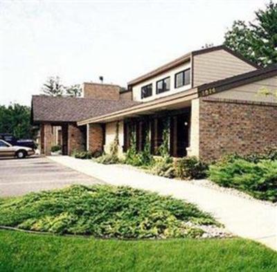 фото отеля AmericInn Traverse City