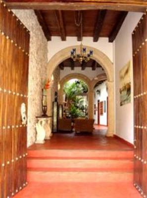 фото отеля Hotel Casa del Curato