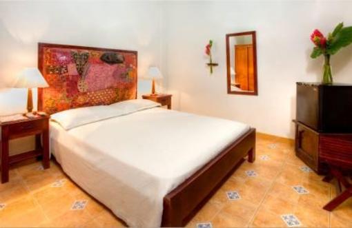 фото отеля Hotel Casa del Curato
