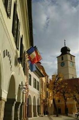 фото отеля The Old Town Hostel Sibiu