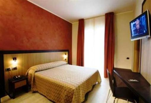 фото отеля Naitendi Hotel