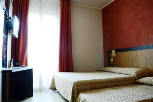 фото отеля Naitendi Hotel