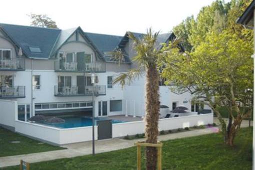 фото отеля Lagrange Prestige Les Jardins d'Arvor