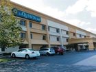 фото отеля La Quinta Inn Milwaukee West Brookfield
