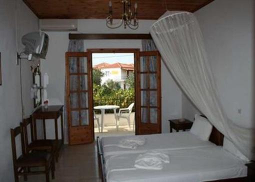 фото отеля Akti Hotel Mithymna