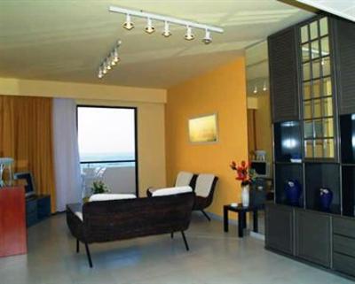 фото отеля Zephiros Beach Hotel