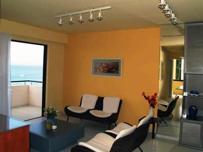 фото отеля Zephiros Beach Hotel