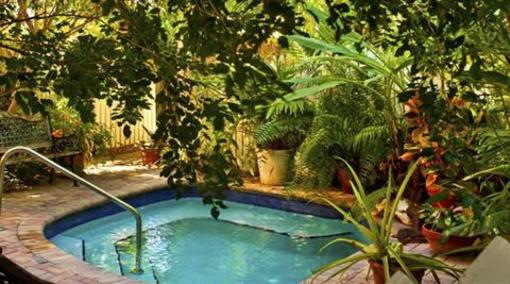 фото отеля Tropical Inn Key West