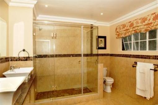 фото отеля Acacia Guest House Rivonia