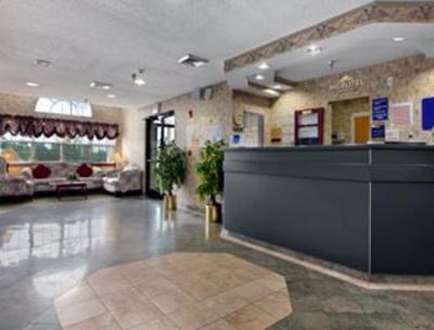 фото отеля Microtel Inn & Suites Statesville