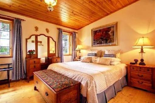 фото отеля Stonewell Cottages and Vineyards