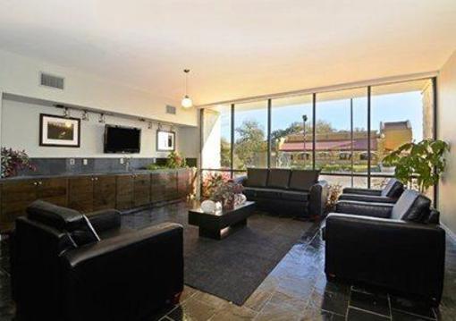 фото отеля Comfort Inn & Suites Columbus (Texas)