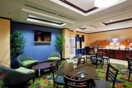 фото отеля Holiday Inn Express Hotel & Suites Southwest Raleigh