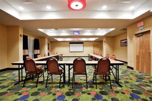 фото отеля Holiday Inn Express Hotel & Suites Southwest Raleigh