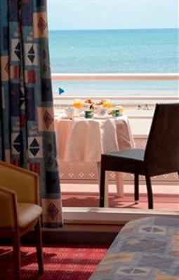 фото отеля Hotel Mediterranee Port-la-Nouvelle