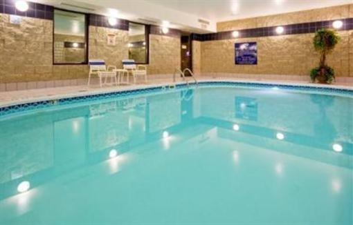 фото отеля Holiday Inn Express Fargo - West Acres