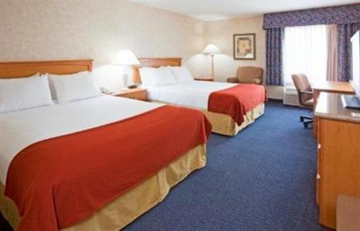 фото отеля Holiday Inn Express Fargo - West Acres