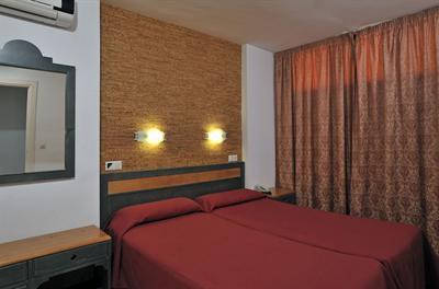 фото отеля Apartamentos Verdemar