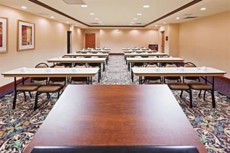 фото отеля Staybridge Suites Oklahoma City - Quail Springs