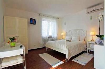фото отеля Villa Ernestina