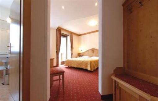 фото отеля Hotel Ariston Molveno