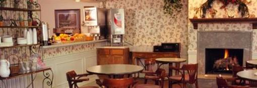 фото отеля Admiralty Suites and Inn