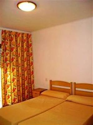 фото отеля Pins i Mar Apartments Cambrils