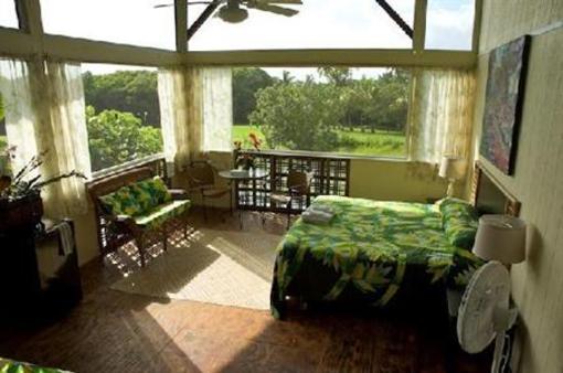 фото отеля Kalani Oceanside Retreat