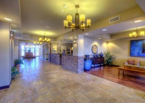 фото отеля Holiday Inn Express & Suites Albuquerque Old Town