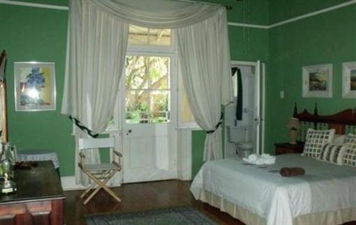 фото отеля Bisibee Guest House Oudtshoorn