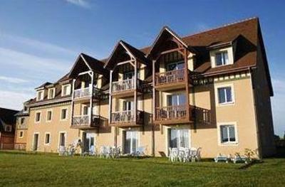 фото отеля La Ferme De Deauville Apartments Saint-Arnoult-en-Yvelines