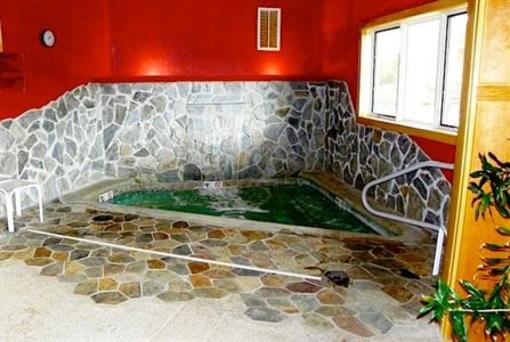 фото отеля Fireside Inn & Suites at Lake Winnipesaukee