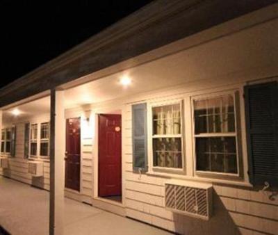 фото отеля Knights Inn Boston/Danvers