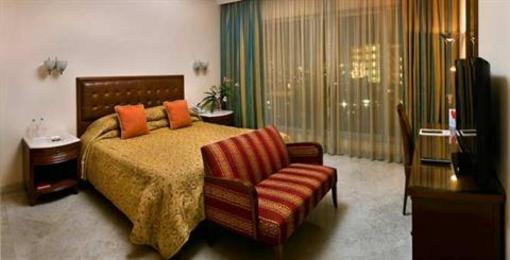 фото отеля The Residency Mumbai