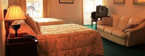 фото отеля McSweeney Arms Hotel