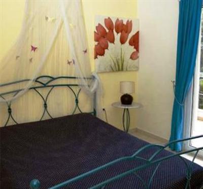 фото отеля Villa Dolphins Poros