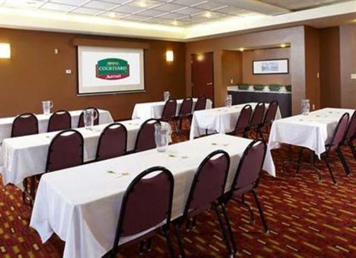 фото отеля Courtyard by Marriott Lafayette Airport