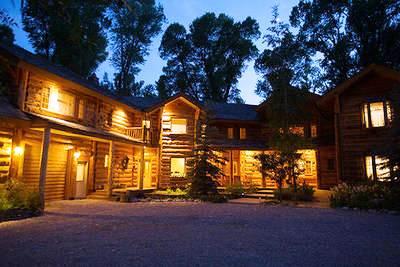 фото отеля Bentwood Inn Jackson Hole