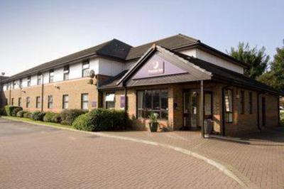 фото отеля Premier Inn City South Cardiff
