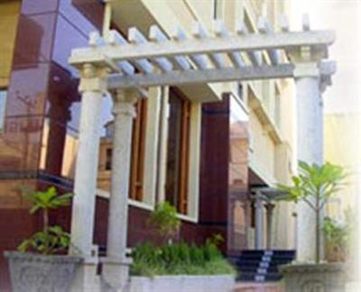 фото отеля Kalyan Residency
