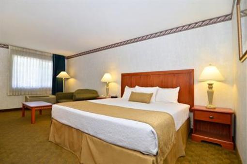 фото отеля BEST WESTERN PLUS Marble Falls Inn