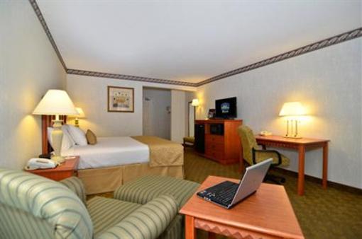 фото отеля BEST WESTERN PLUS Marble Falls Inn