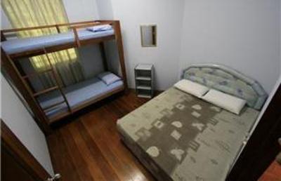 фото отеля Travellers Light Backpackers Lodge