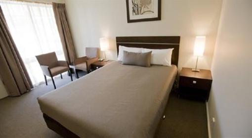 фото отеля Elm Tree Lodge Motel