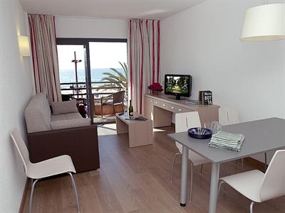 фото отеля Almirall Apartaments Lloret De Mar