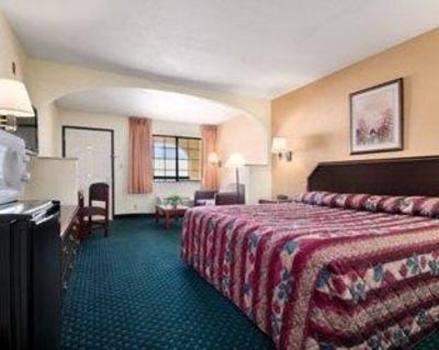 фото отеля Super 8 Motel Grand Prairie